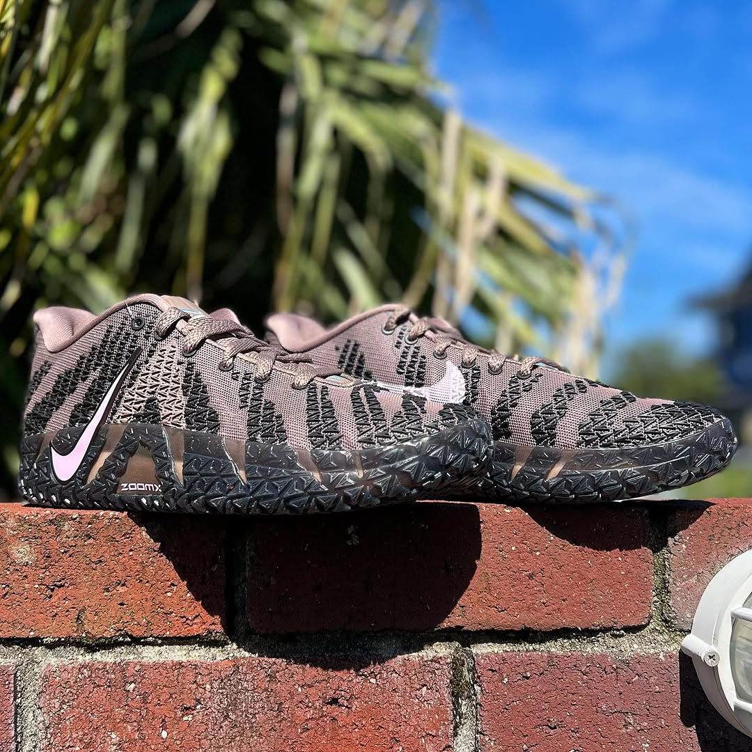 NIKE JA 3 EP 'MINK BROWN' ナイキ ジャ 3 ジャ モラント 【MEN'S