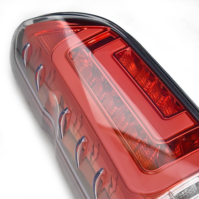 200系ハイエース ダブルファイバー LEDテールランプ クリア×レッド