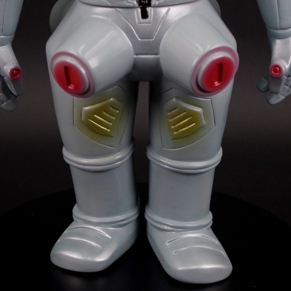 ブルマァク 怪獣シリーズ キングジョー (昭和レトロカラー) | 商品 | P