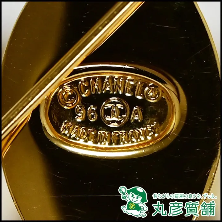 ブランドアクセサリー シャネル ブローチ ココマーク ターンロック YGP