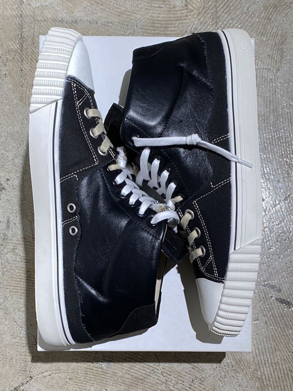 Maison Margiela（メゾン マルジェラ） 22ライン キャンバス×レザー