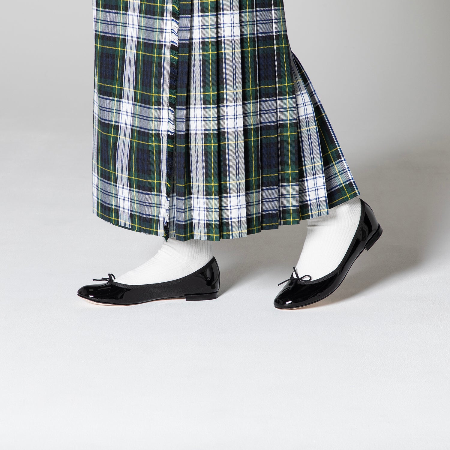 Repetto | レペット エナメルブラックサンドリオン