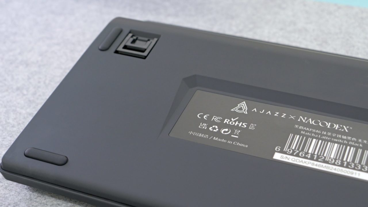 レビュー】AJAZZ AKP846 10.1inchディスプレイ搭載メカニカル