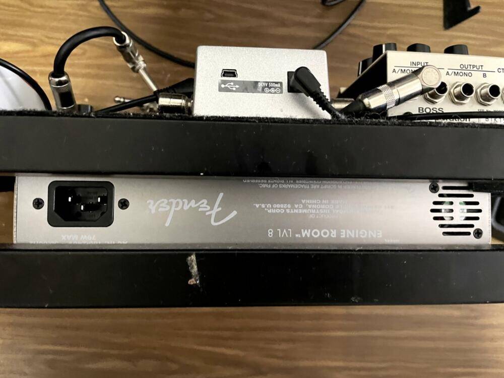 Fender Engine Room lvl8をPedal Train Classicに載せてボードを作成