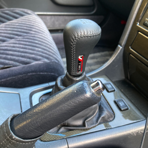 流用】手軽にお洒落！JZX100チェイサーのサイドブレーキノブ交換