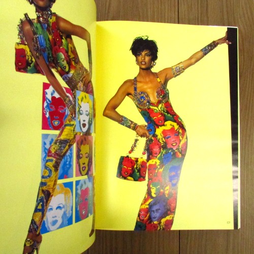 Vanitas: Designs / Gianni Versace