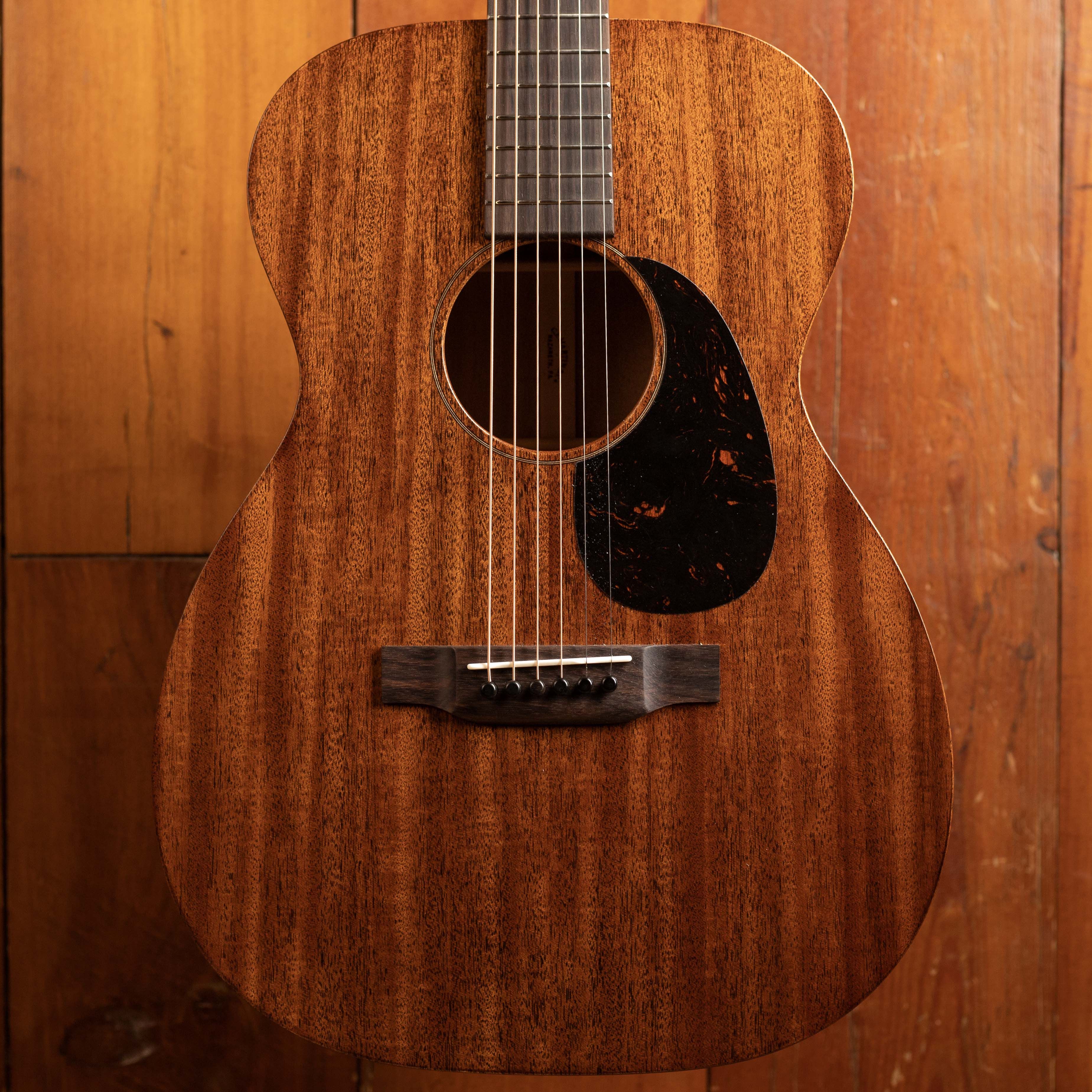 00-15m - Martin - Max Guitar