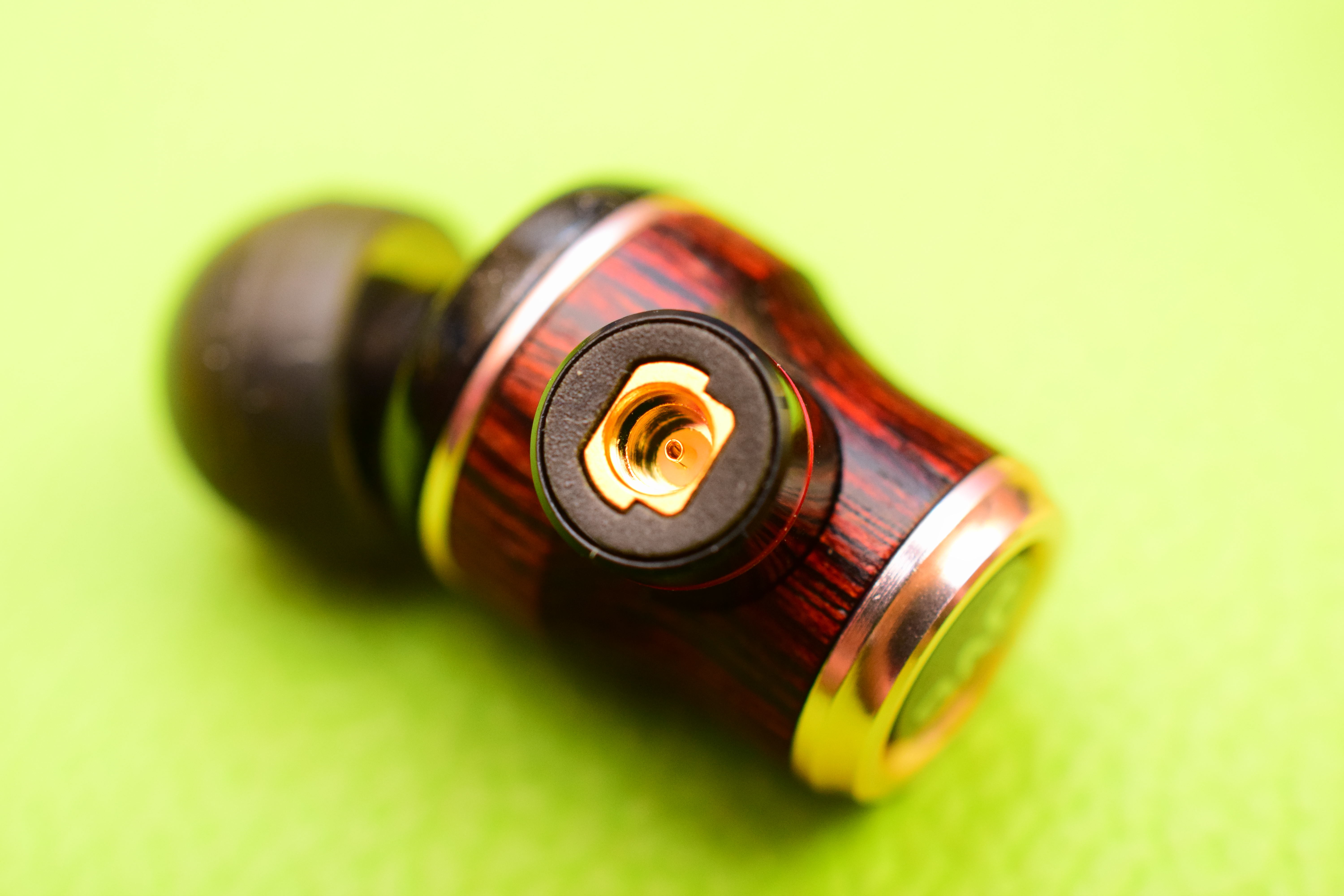 JVC HA-FW02 WOOD インナーイヤーヘッドホンを買ってみた。 - まず分解。