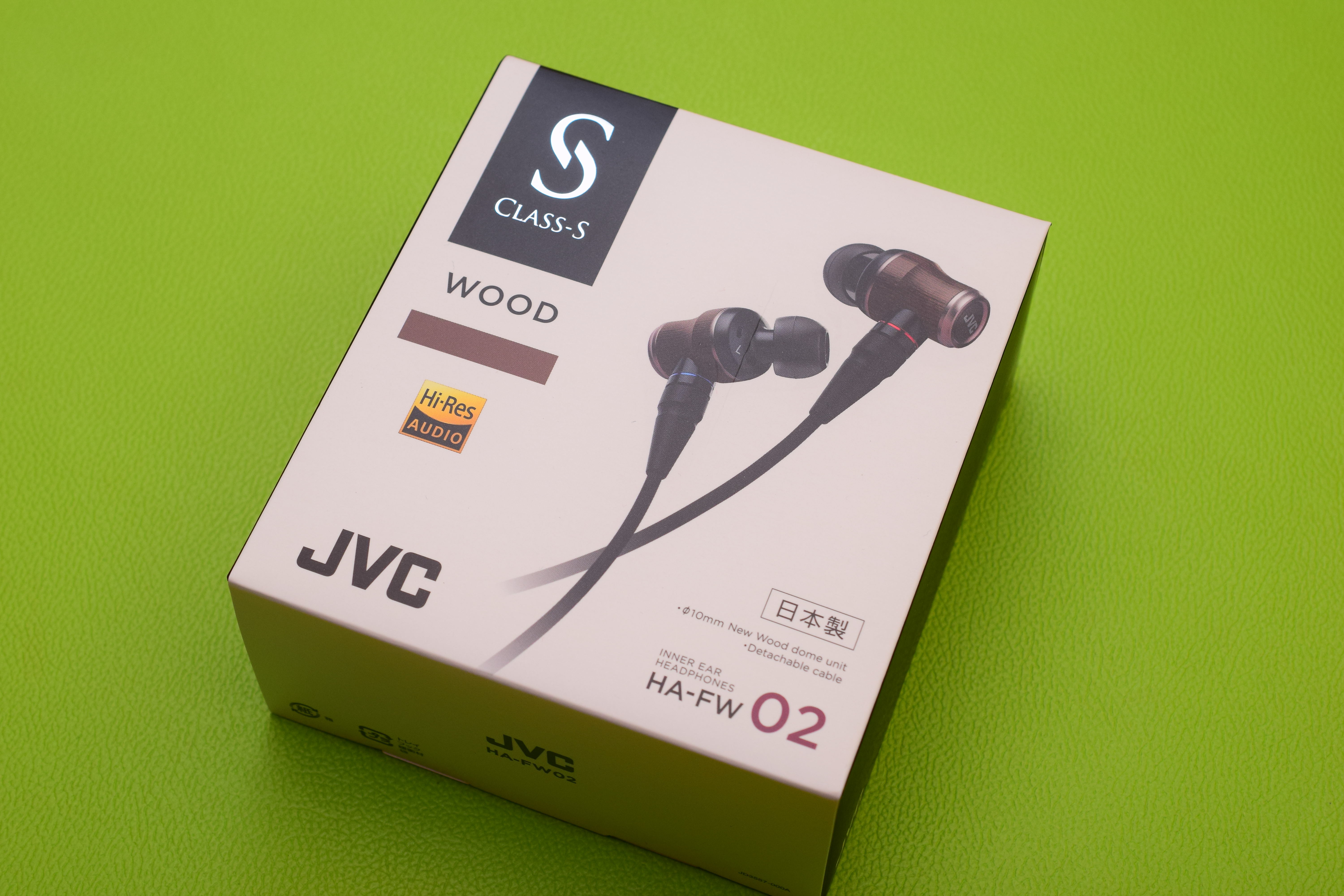 JVC HA-FW02 WOOD インナーイヤーヘッドホンを買ってみた。 - まず分解。