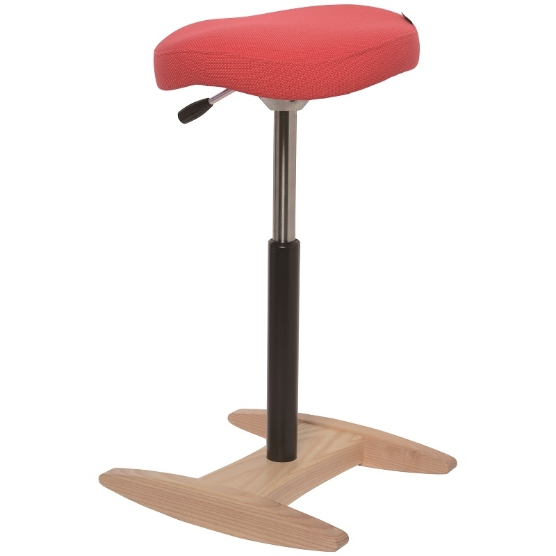 コアマッスルに刺激！背筋が伸びる椅子「バランスシナジー」誕生｜大石知広