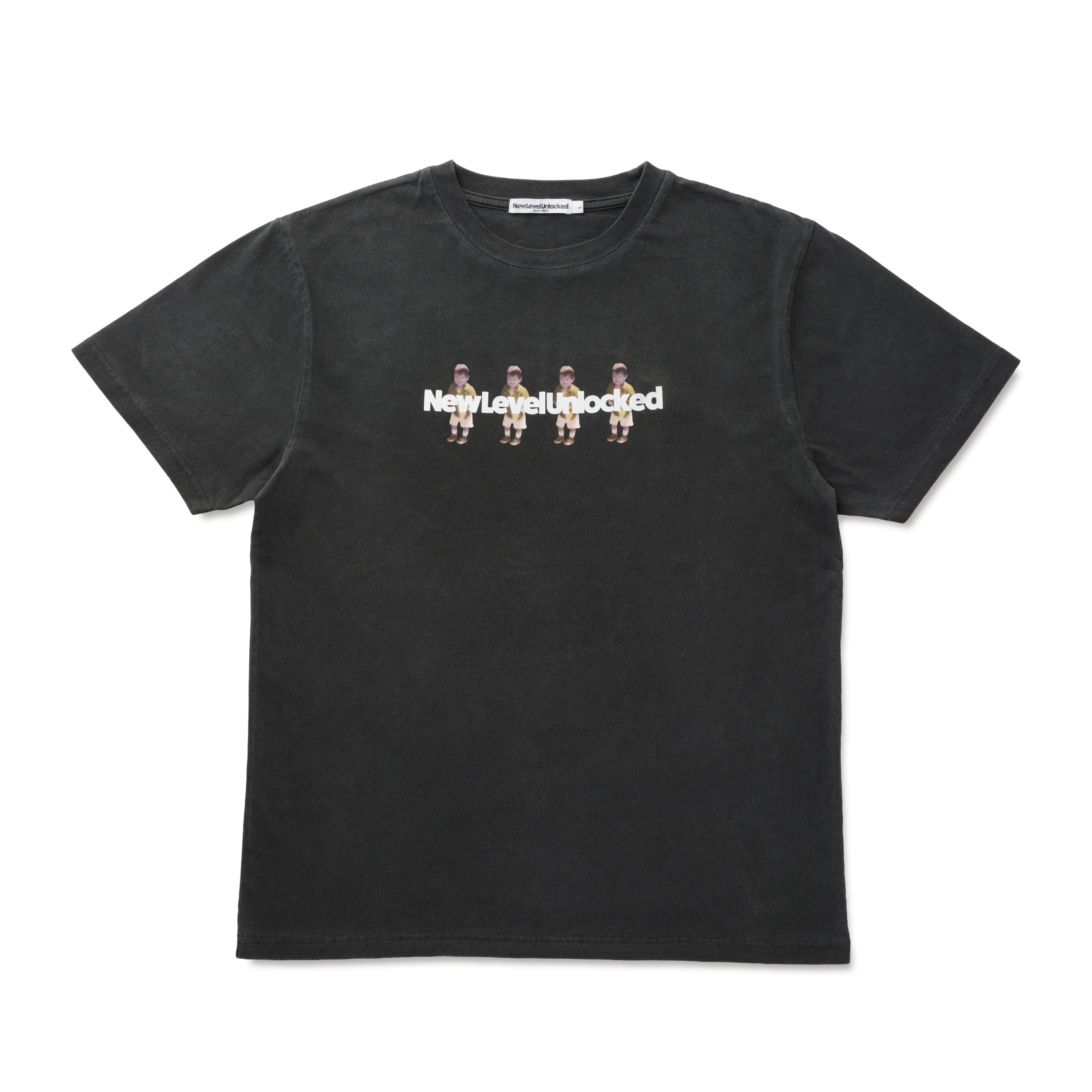 二次受注販売】 Hiloto 「NewLevelUnlocked」 Young T-shirt – Mrs