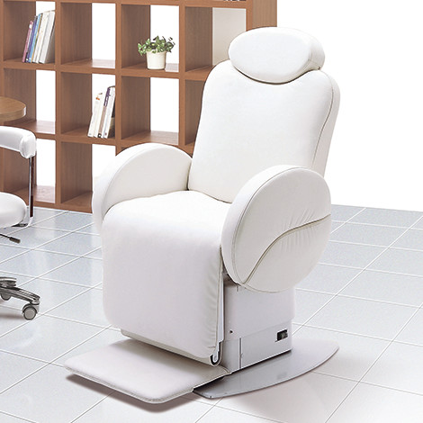 椅子型診察台 イクスフィール - タカラベルモント メディカル事業