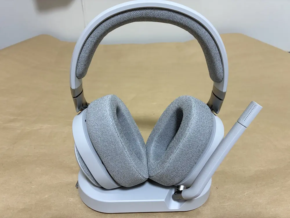 Fractal Design Scapeのレビュー！充電スタンド付きのワイヤレス