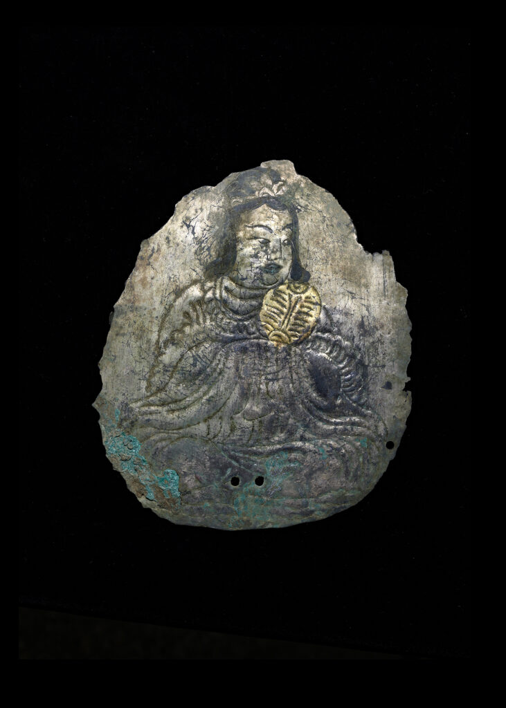 仏教美術に触れる、金峯山遺物の粋を集めた展示会が開催