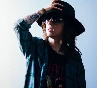 CHARMCULTについて大解説！ブランド情報から中古相場まで幅広く網羅！