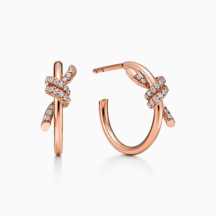 フープピアス（リングピアス）｜レディース | Tiffany & Co.