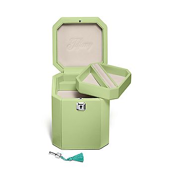 ティファニー ファセット ジュエリー ボックス ツァボライトカラー