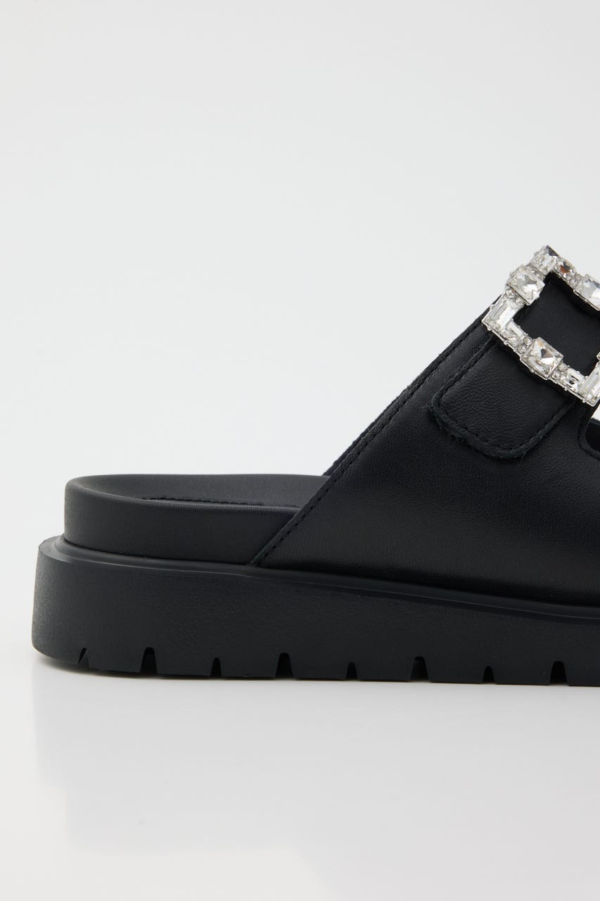 STACCATO | 【STORY 2025年6月号掲載】サニーバックルコンフォート