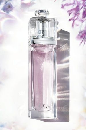 ディオール アディクト」のフレグランスに待望のトラベルサイズが登場