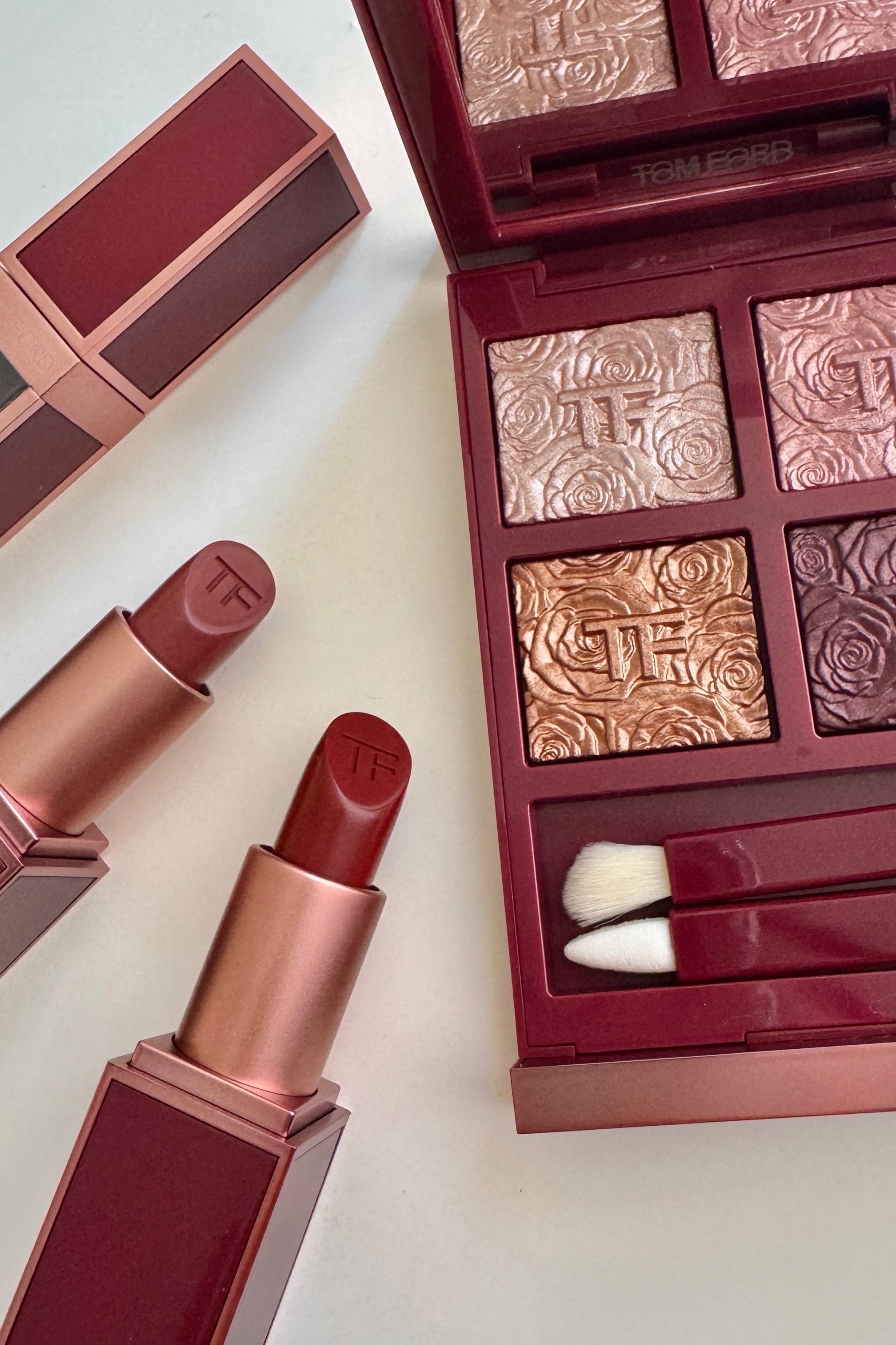 完売必至！ ローズが主役のトム フォード ビューティ限定コレクション