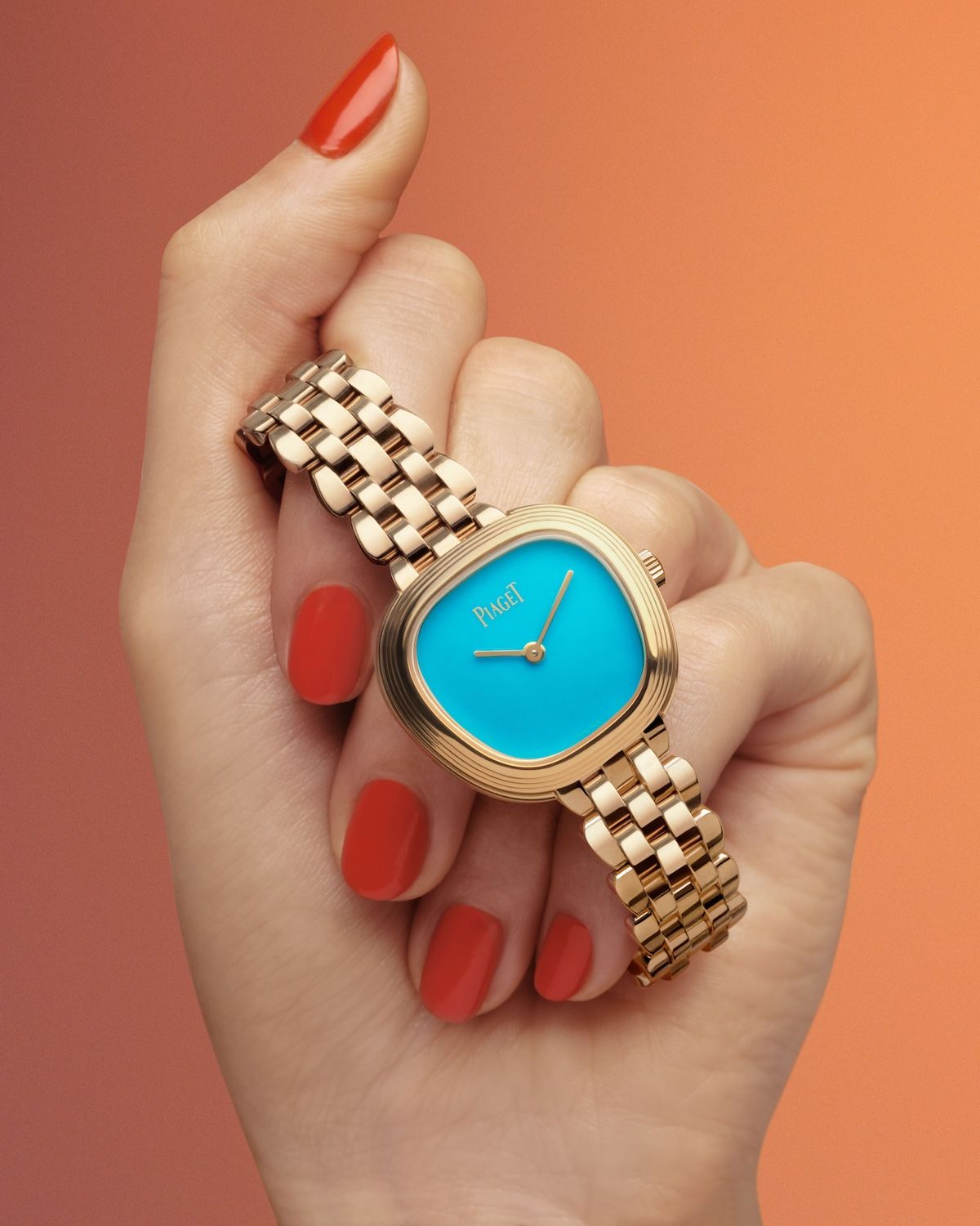 ピアジェ「シックスティ」に新作登場。ターコイズが輝く洗練の