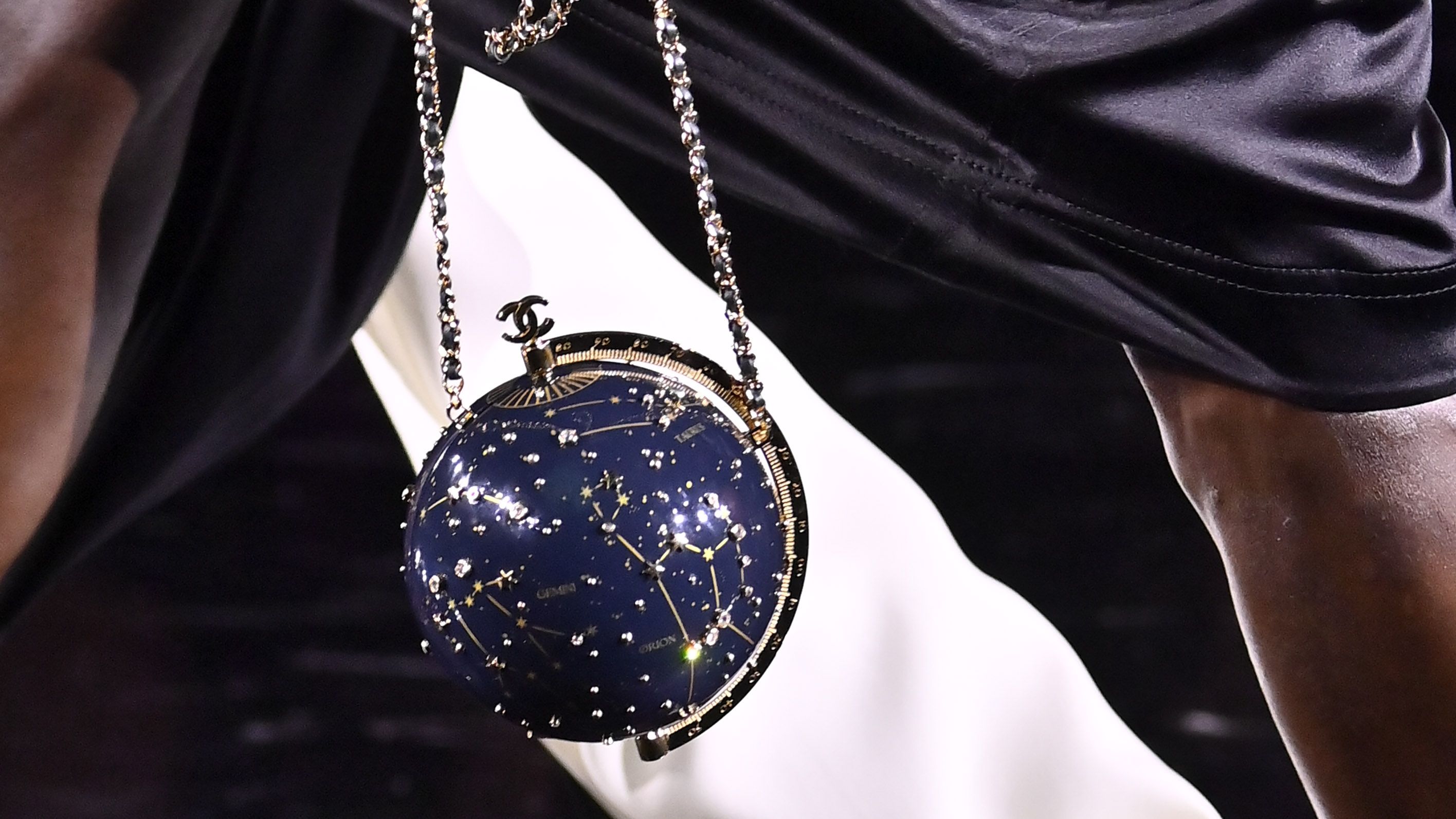 21 Chanel Bags Seen at Matthieu Blazy's First Show | Vogue Arabia