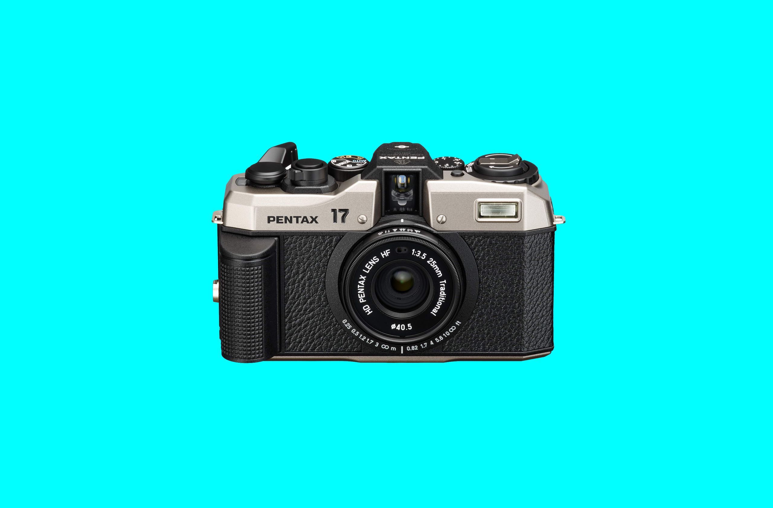 フィルムカメラに新モデル、「PENTAX 17」が担う次代への重責 | WIRED.jp