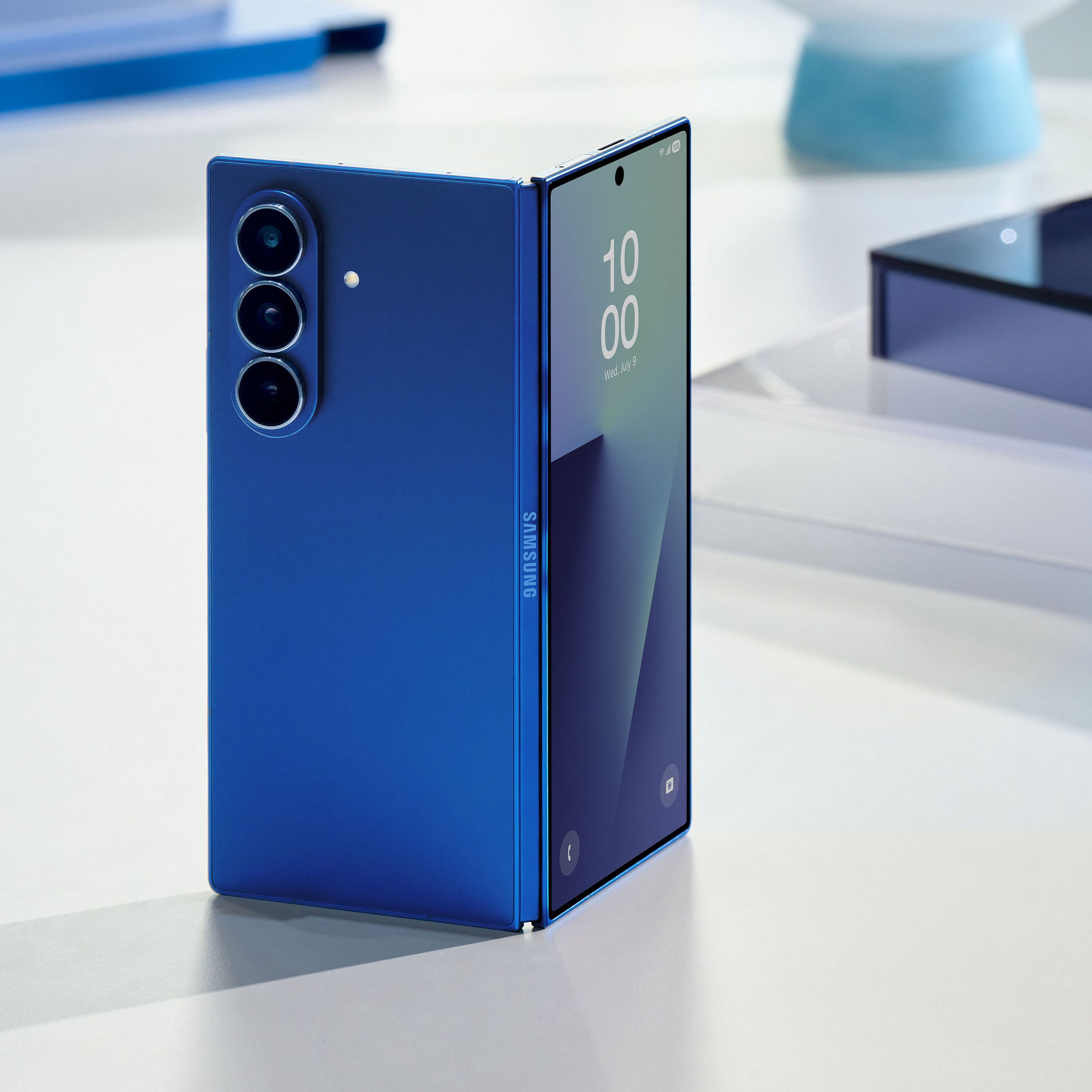 サムスンのGalaxy Z Fold7、「薄さ4.2mm」のインパクト | WIRED.jp