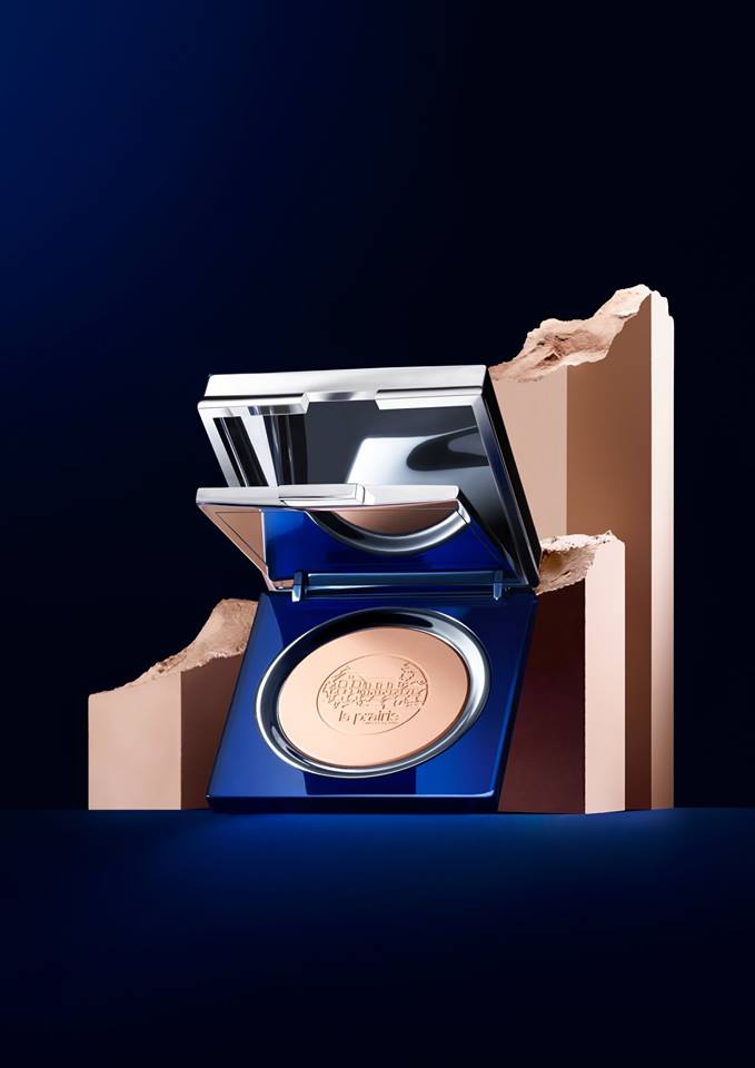 ラ・プレリー」がブランドを代表するキャビアエキス配合のパウダー