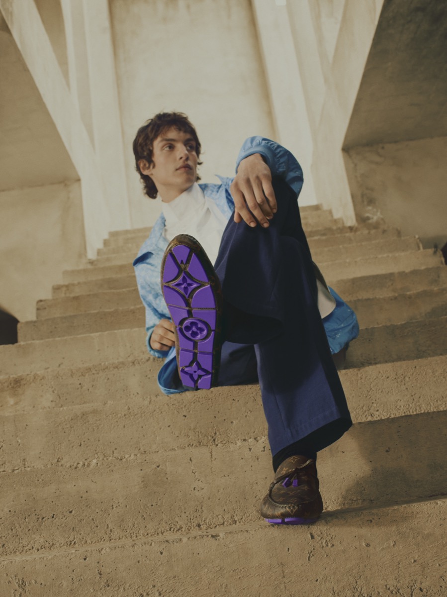 ルイ・ヴィトン」からヴァージルが手掛けた初のドライビングシューズ