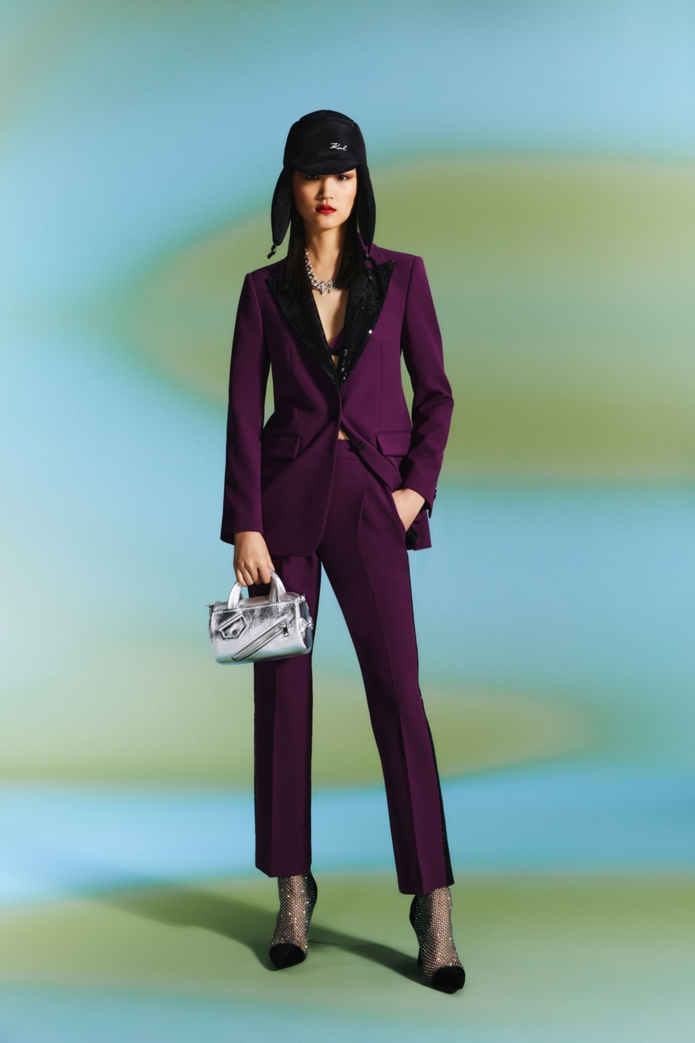 ルック】「カール・ラガーフェルド」2023-24年秋冬コレクション - WWDJAPAN