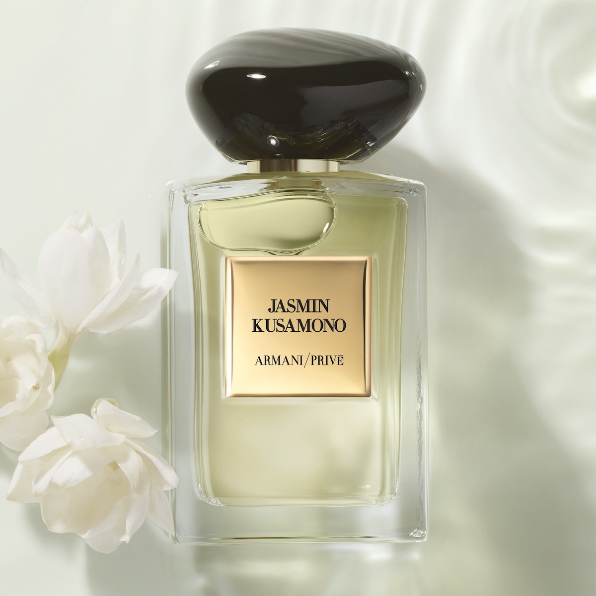 アルマーニ ビューティ」が5種のミニサイズ香水セット＆3種のソープ