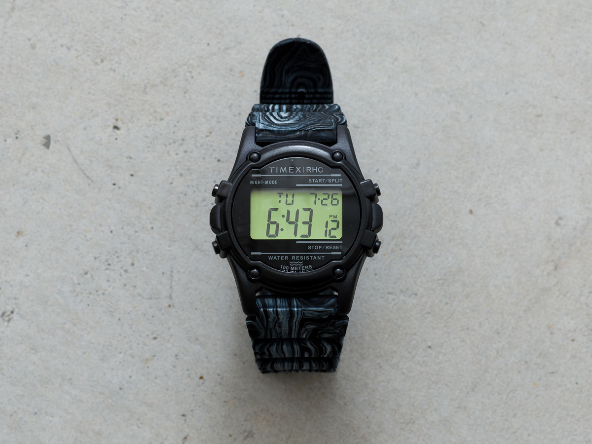 RHC ロンハーマン×「タイメックス」 一点物のデジタルウオッチを発売