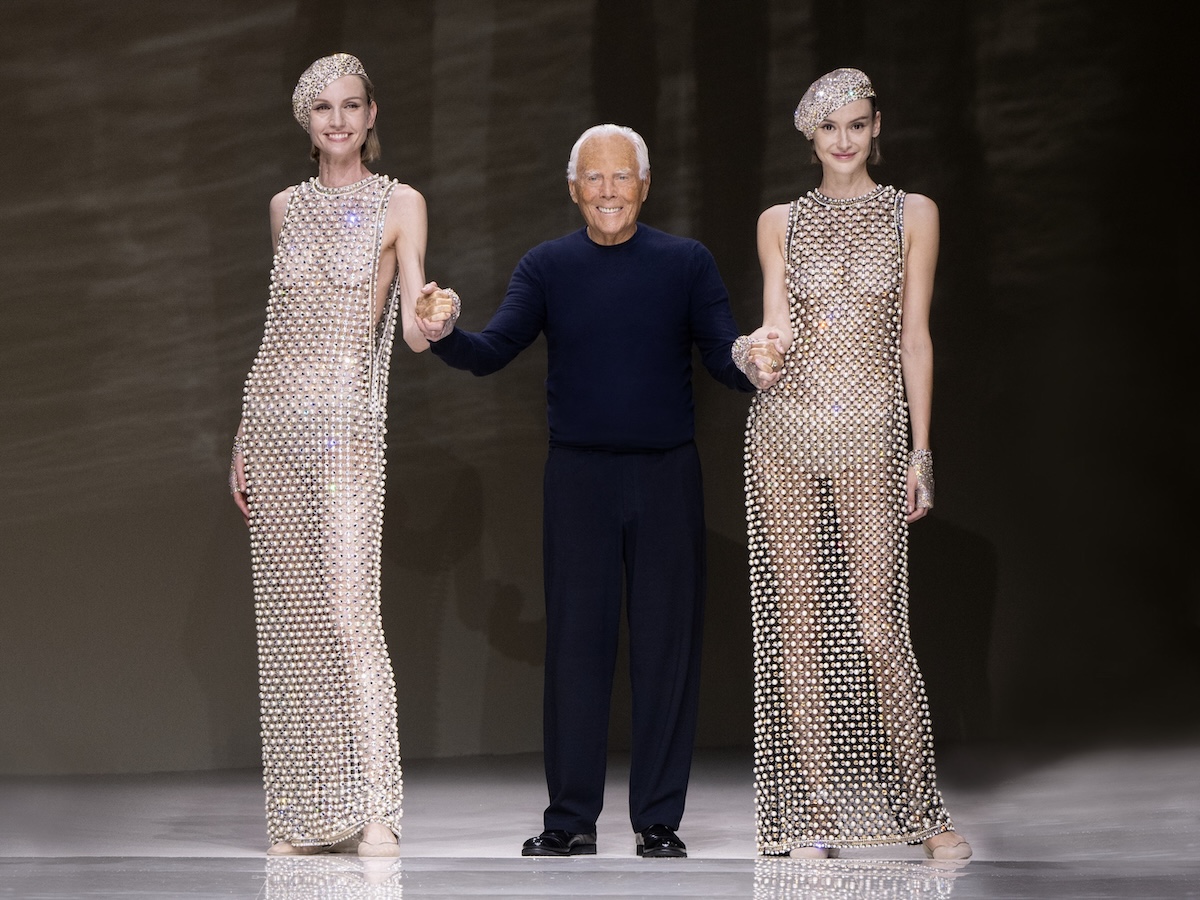 90歳目前のジョルジオ・アルマーニが描く、真珠の輝きに満ちた