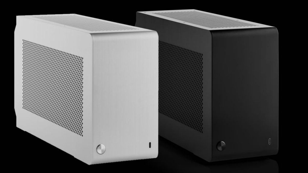 7.2リットルの芸術的詰め込み、最小のハイエンドPC構築に最適な「DAN