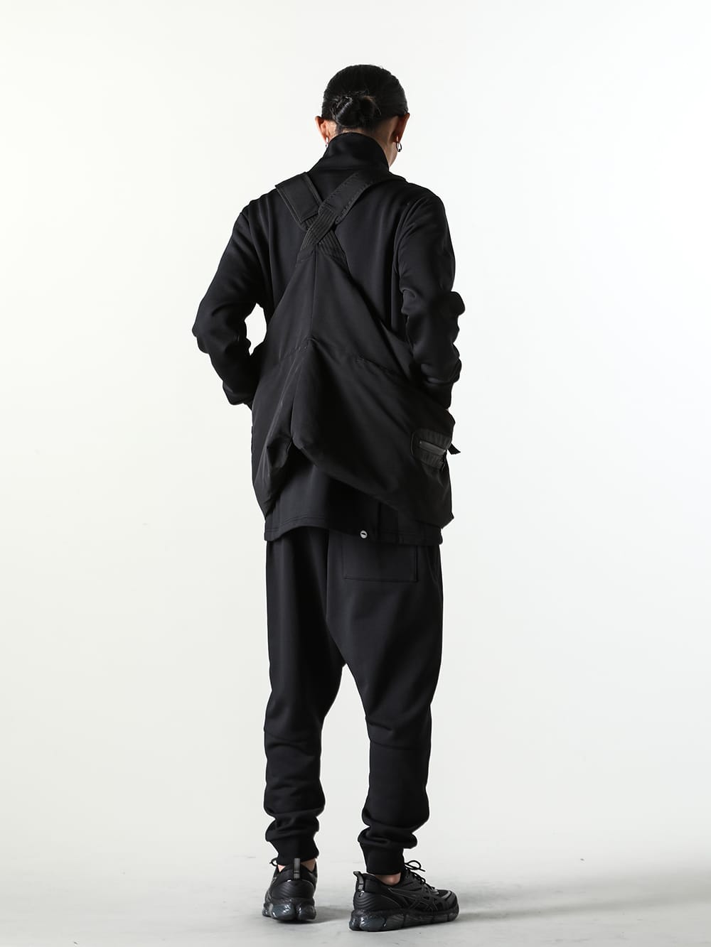 RIPVANWINKLE タクティカルベスト オールブラックスタイル -FASCINATE