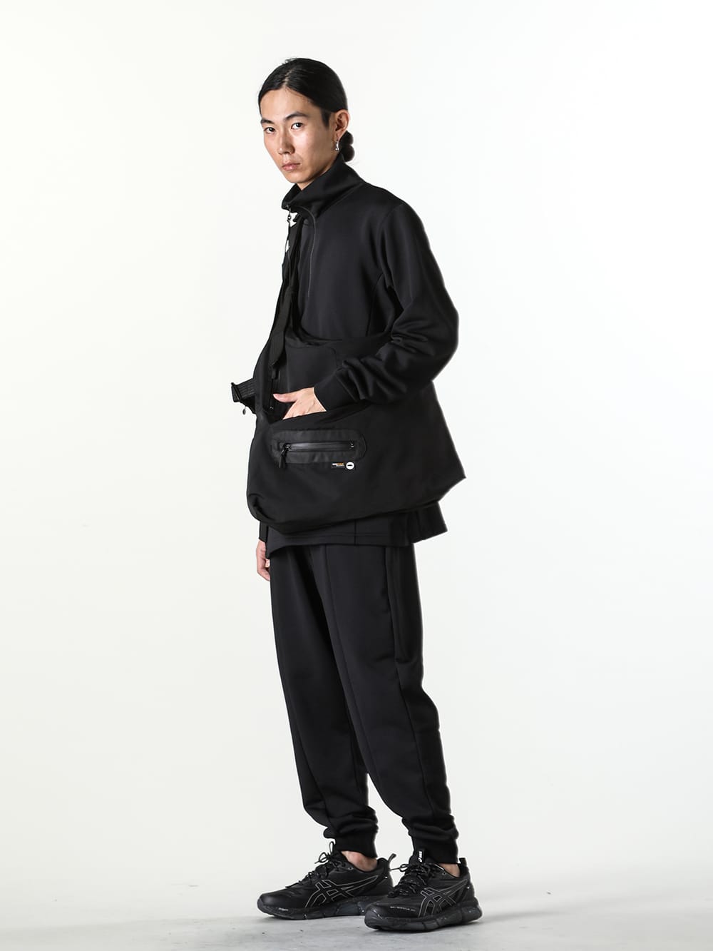 RIPVANWINKLE タクティカルベスト オールブラックスタイル -FASCINATE