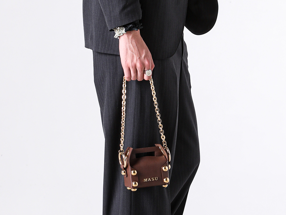 26SS(春夏)]「ケーキの箱の高揚感」を持ち歩く。MASU ケーキバッグ