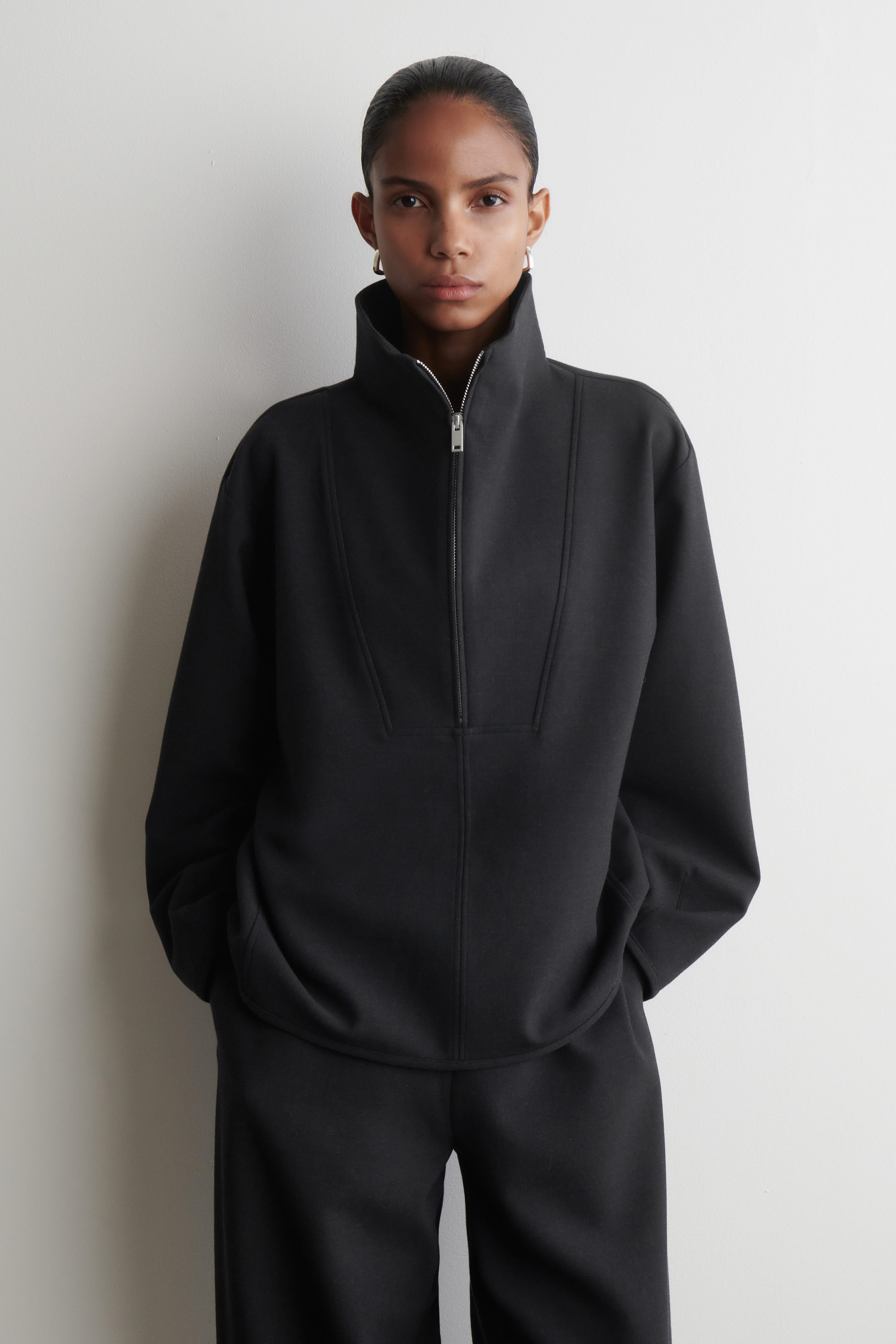 FUNNEL-NECK ZIP-UP TOP - CHARCOAL | COS