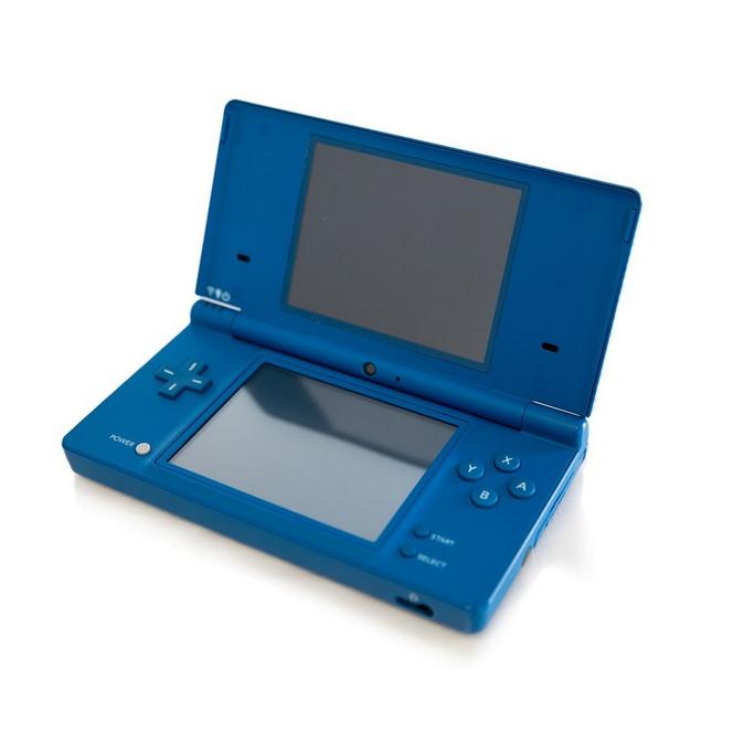 Nintendo DSi - Blue | GameStop