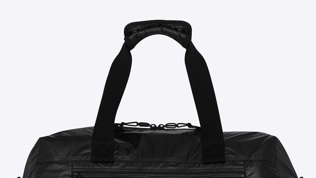 サンローランが新アクセサリーライン「NUXX（ヌックス）」を発売