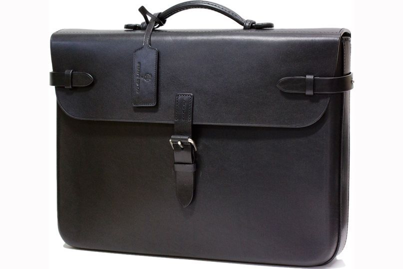 ソメスサドルと坪内 浩のバッグコレクションが伊勢丹メンズ館に集結