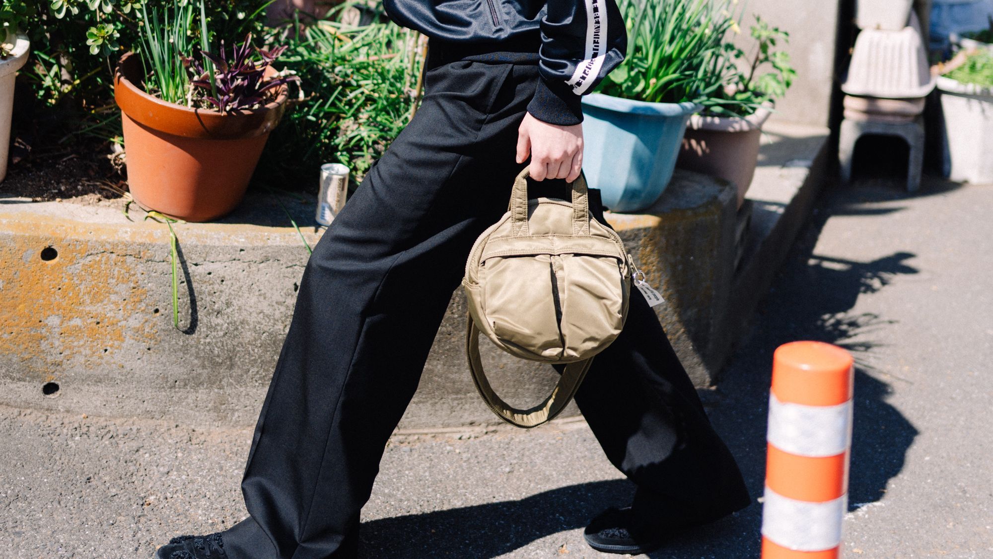 beautiful peopleとPOTRが初共演！ スペシャルな2型のバッグが登場