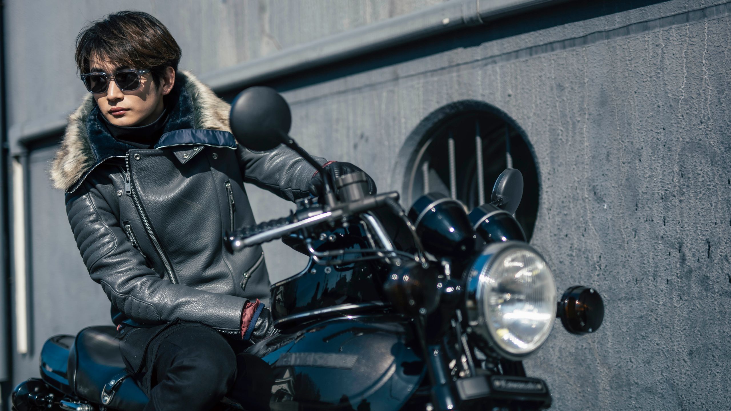 俳優・押田岳の「あの“絶版旧車”に乗りたい！」──Vol.8 カワサキ900