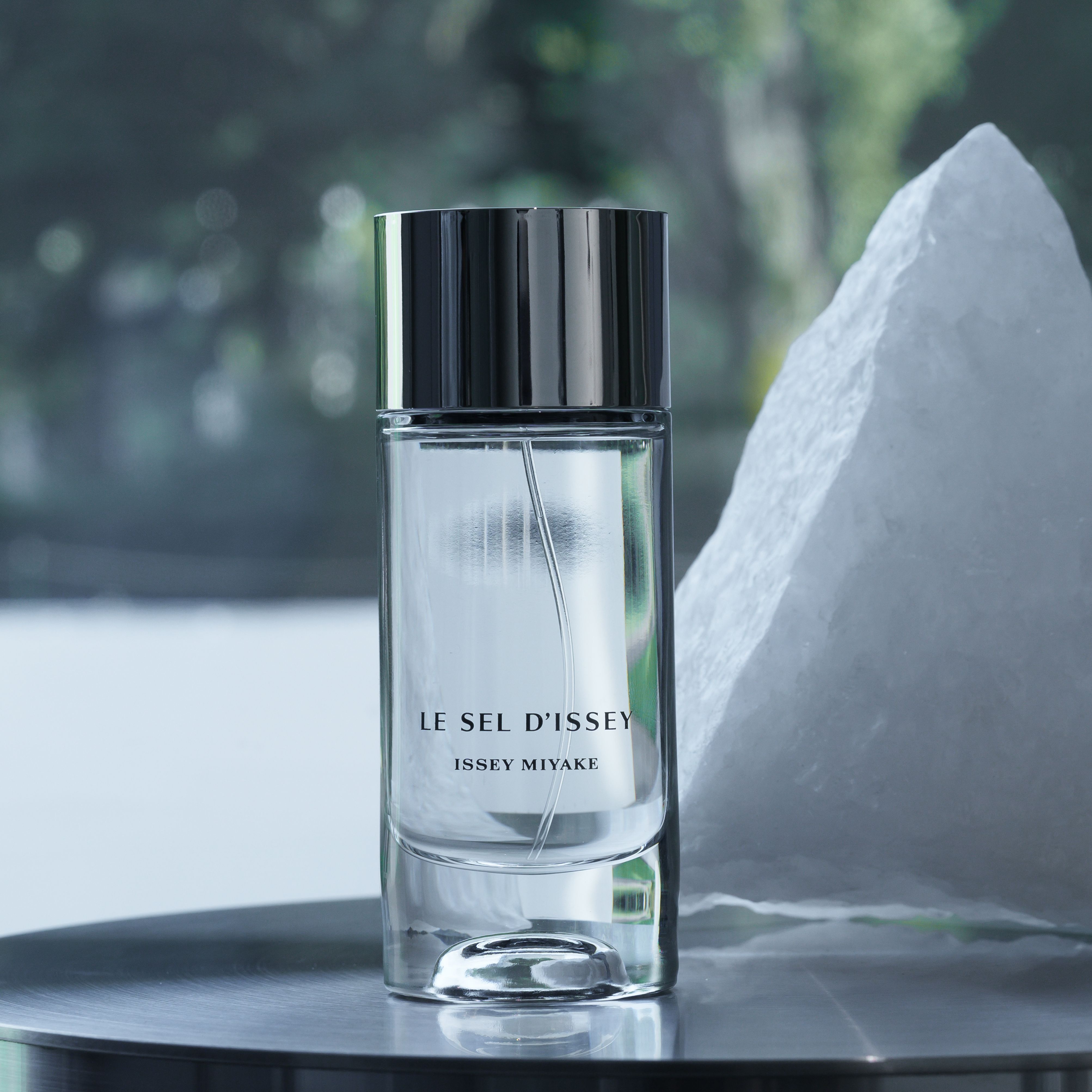 大地と海の邂逅を表現。「塩」をテーマにした新フレグランス「ル