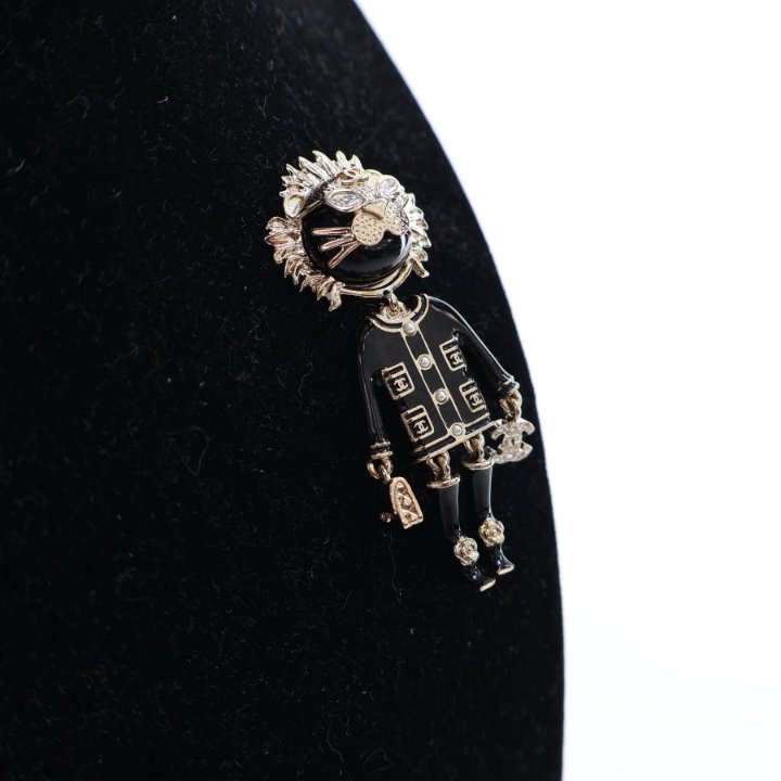 Chanel Lion CC Logo Brooch - Luxe Du Jour