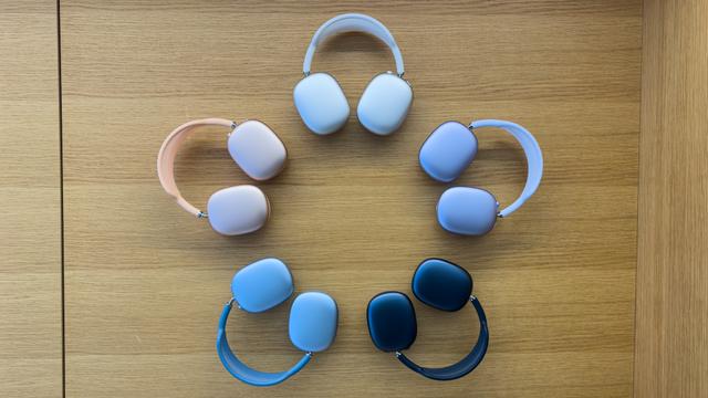AirPods Maxのカラーがけっこう変わってました | ギズモード・ジャパン