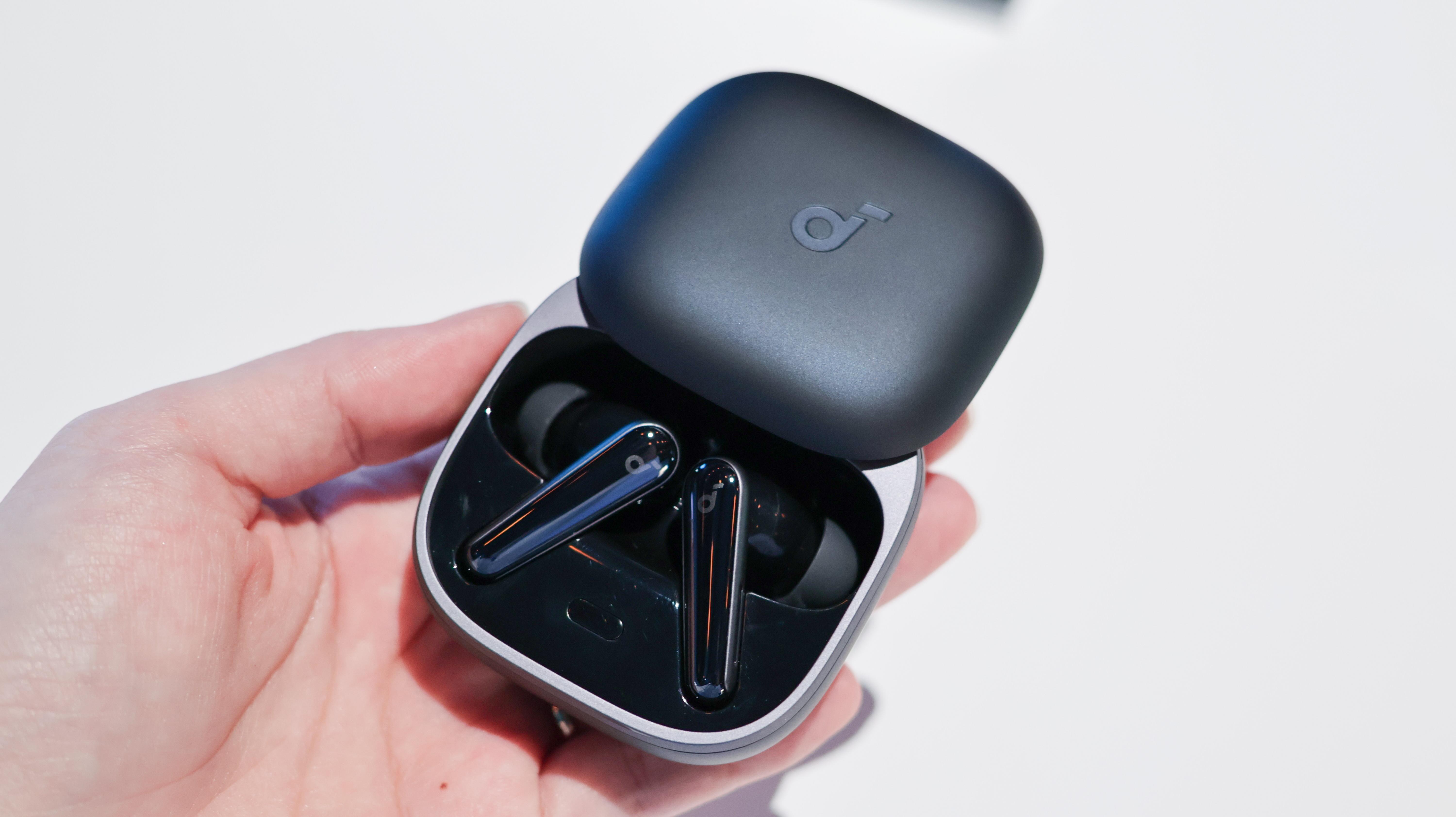 コスパぶっ壊れイヤホンの最新版｢Soundcore Liberty 5｣がまたもや