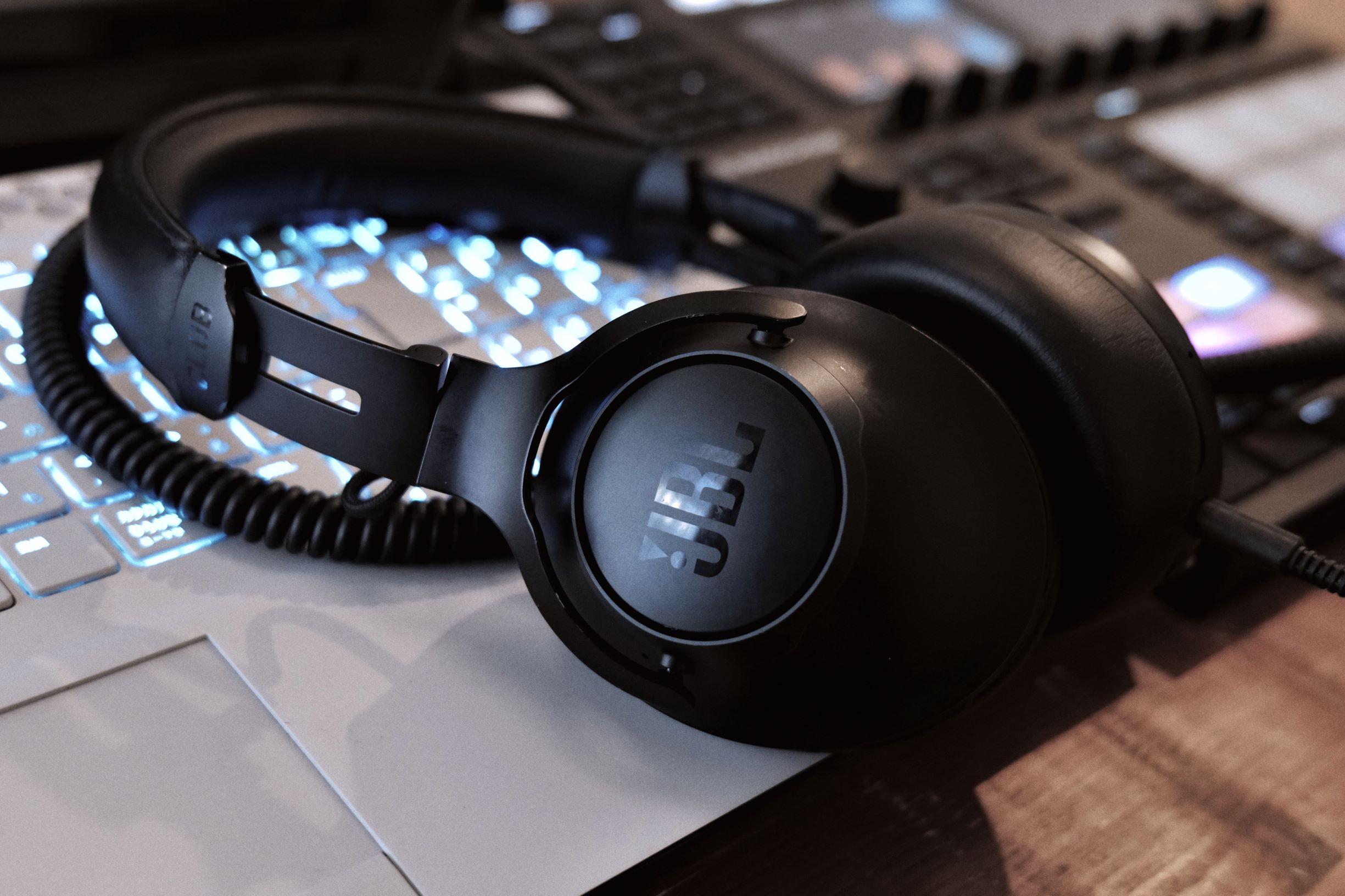 6ヶ月使いたおして、JBL CLUB ONEの万能っぷりにほれ込んだ