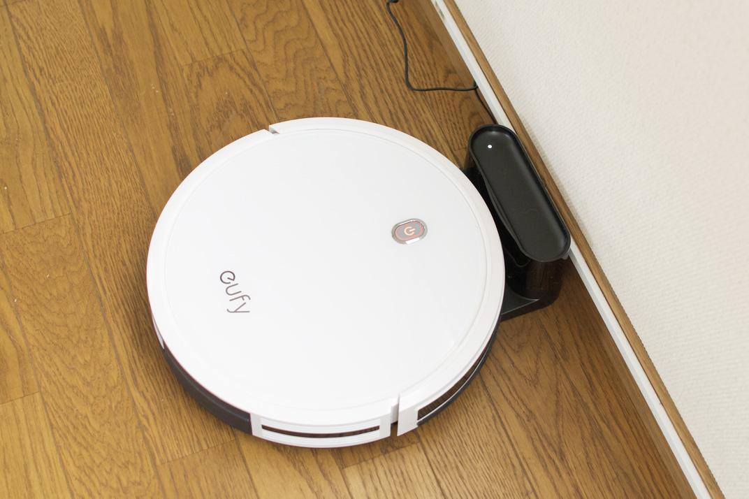 週末の午前中が掃除でつぶれる問題…1万円台のロボット掃除機Anker